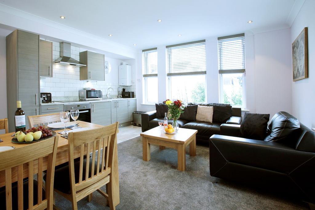 Austens Apartments Торкі Екстер'єр фото