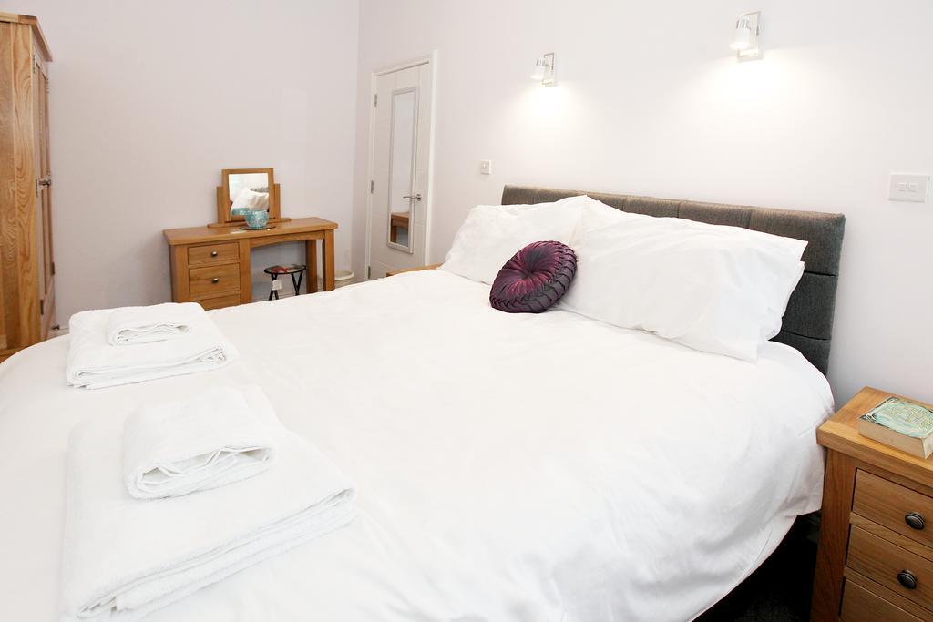 Austens Apartments Торкі Екстер'єр фото