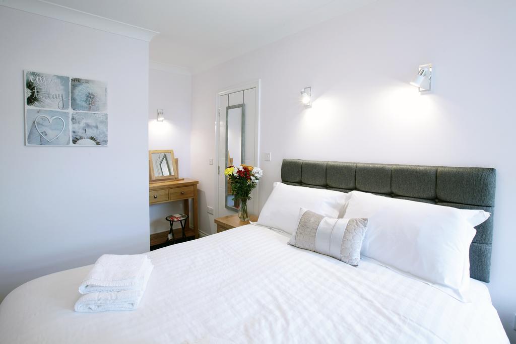 Austens Apartments Торкі Екстер'єр фото