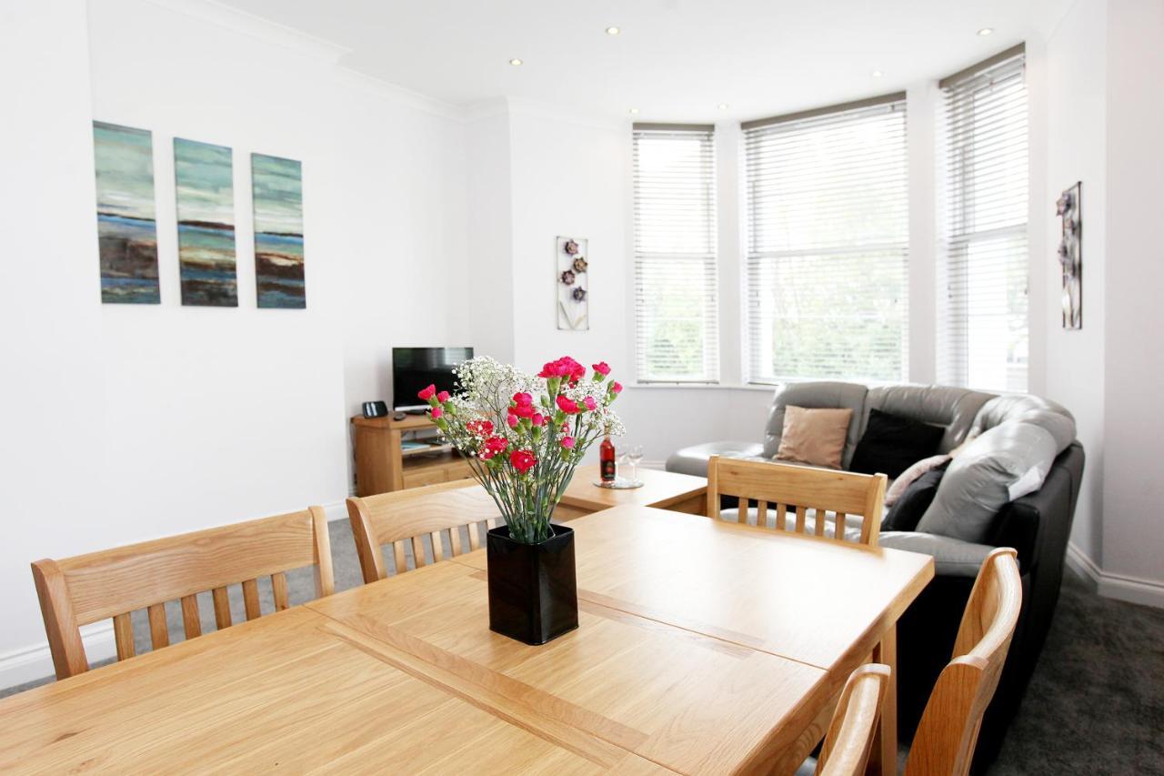 Austens Apartments Торкі Екстер'єр фото