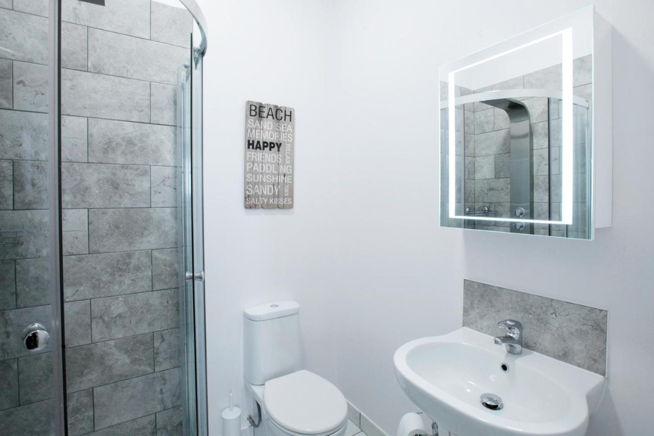 Austens Apartments Торкі Екстер'єр фото